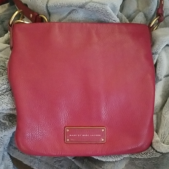 Marc Jacobs Burgundy Leather Crossbody Bag - Picture 1 of 6